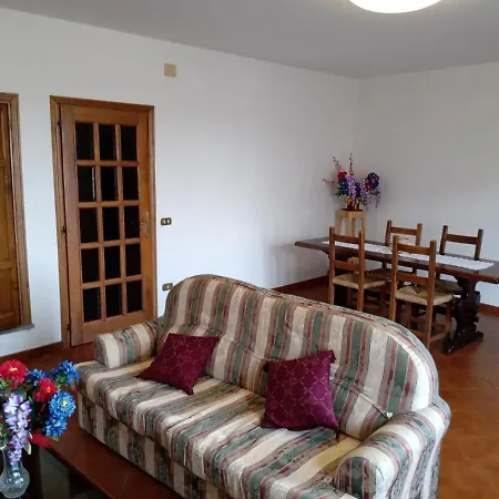 Palazzo Fucci - Piazza Dell'incontro N 1 Appartamento *