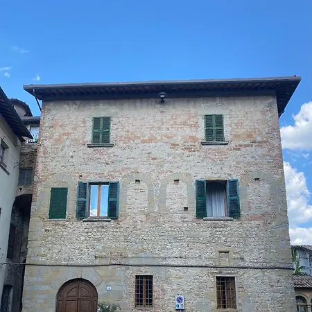 Palazzo Fucci - Piazza Dell'incontro N 1 Apartamento *
