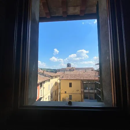 Palazzo Fucci - Piazza Dell'incontro N 1 *