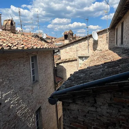 Palazzo Fucci - Piazza Dell'incontro N 1 * Città di Castello